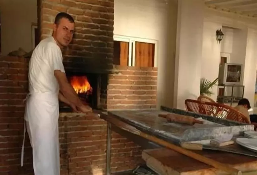 ホテル Polat Riva