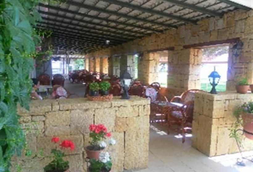 בית מלון כפרי Polat Riva