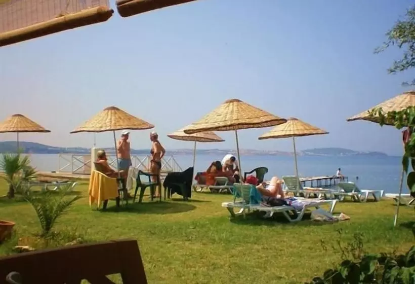 ホテル Polat Riva