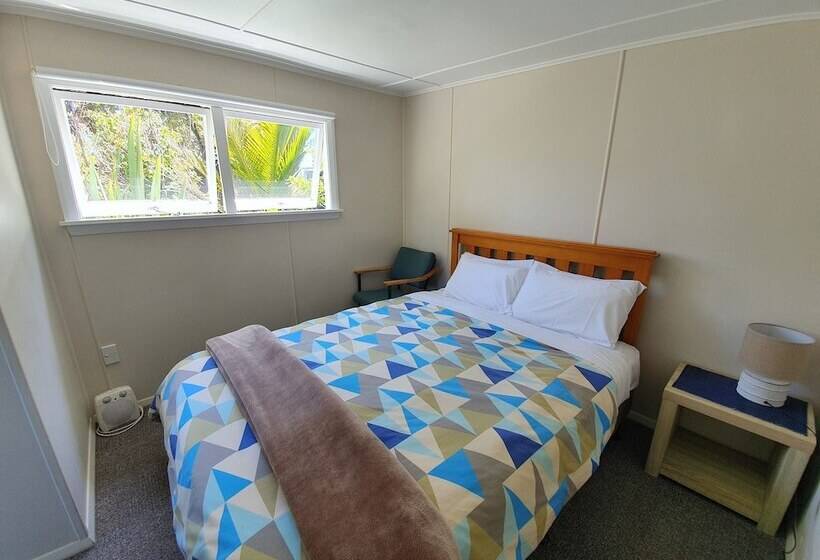 Отель Punakaiki Beach Camp