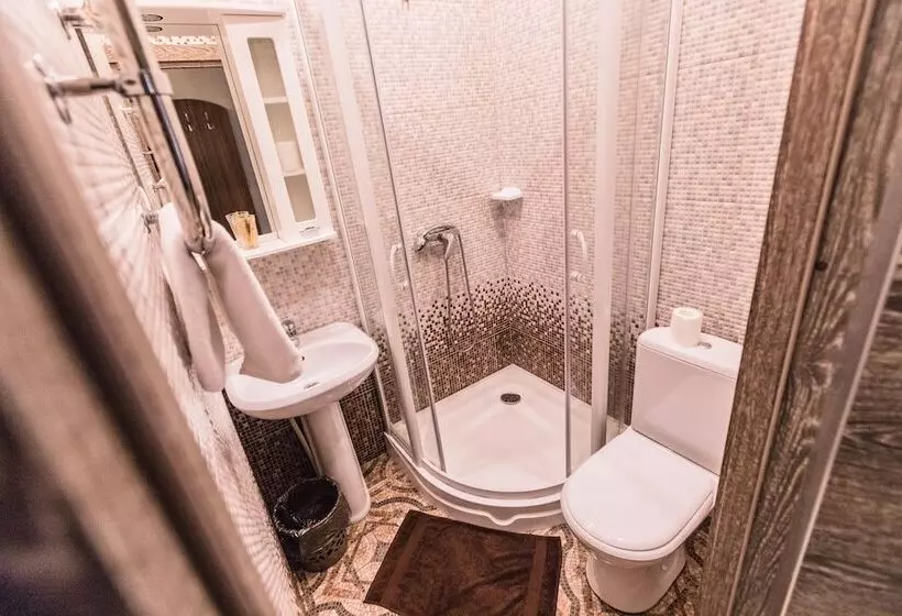 هتل Sergiev