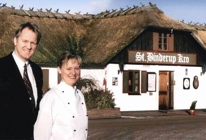 فندق St. Binderup Kro