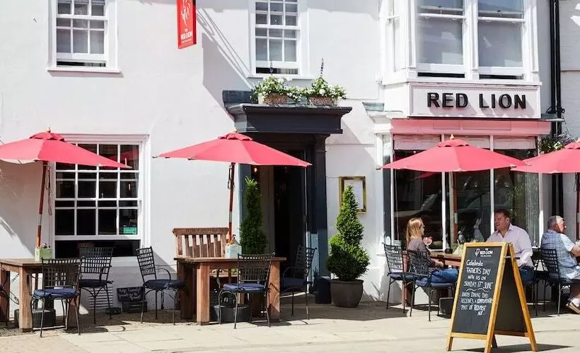 Hotelli The Red Lion