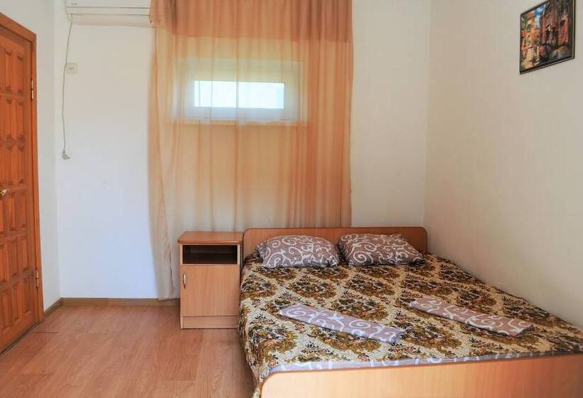 פנסיון Home Felis