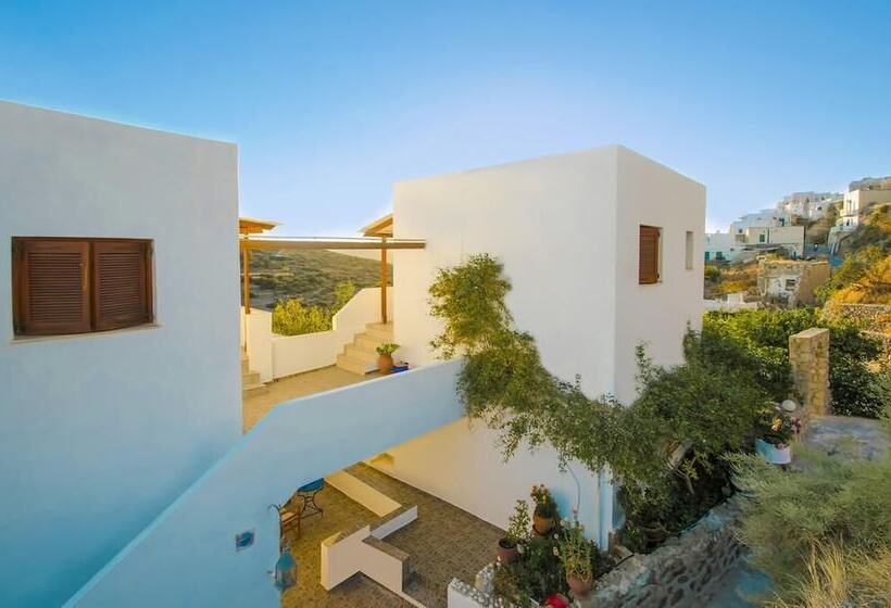 פנסיון Palaios Rooms