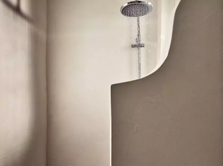 پانسیون Shellona Rooms & Apartments