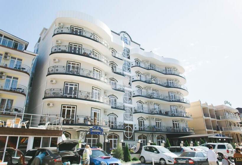 Royal Hotel Vityazevo