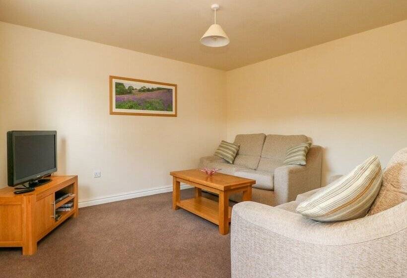 The Cottage At Manor Farm