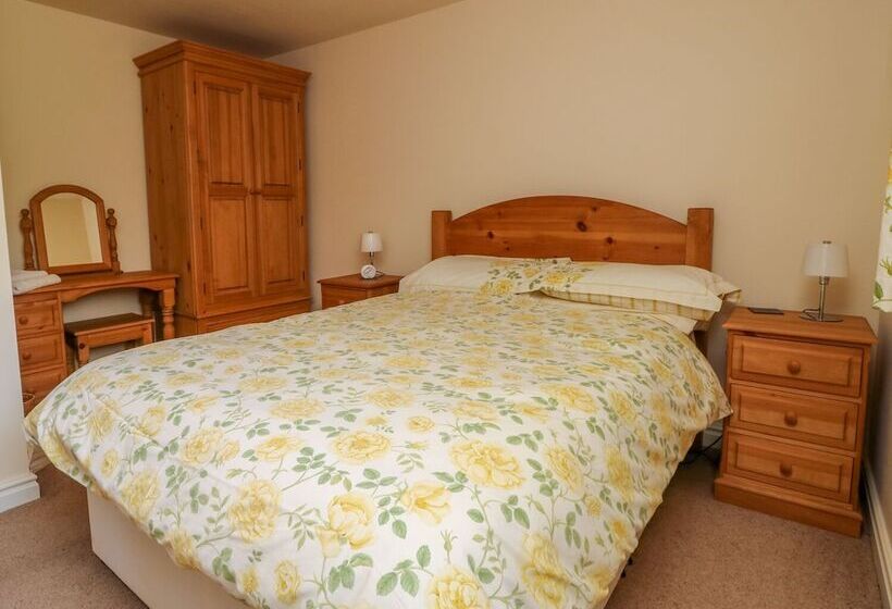 The Cottage At Manor Farm