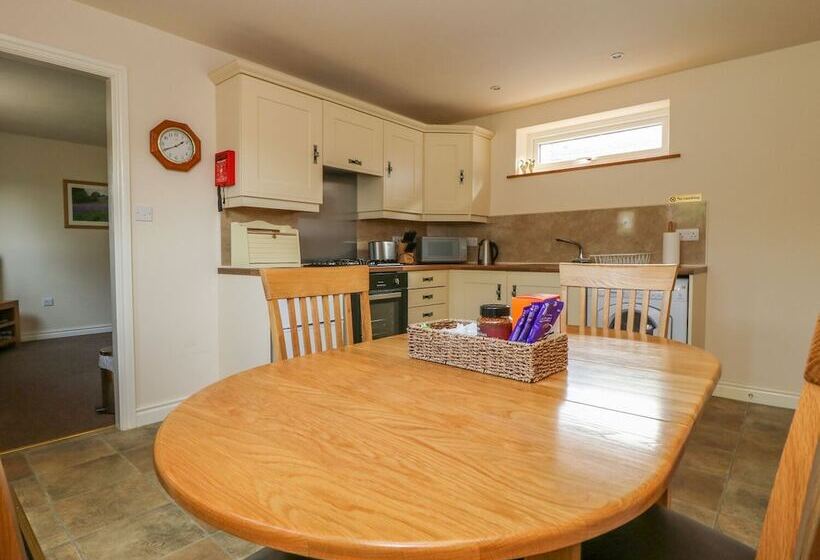 The Cottage At Manor Farm