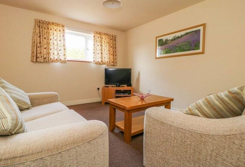 The Cottage At Manor Farm