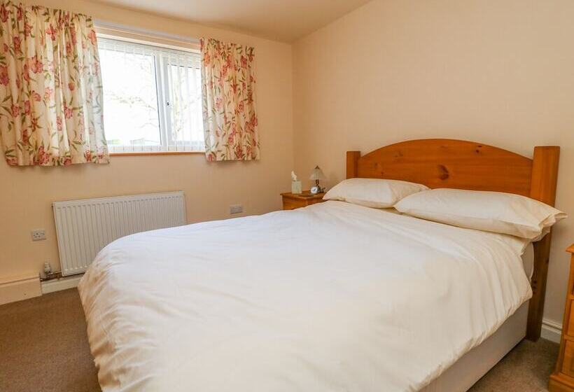 The Cottage At Manor Farm