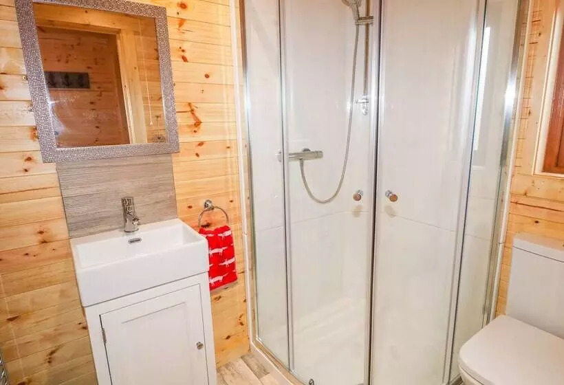 Alken Cabin