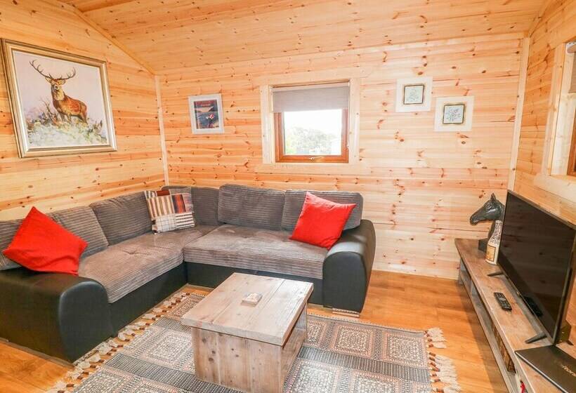 Alken Cabin