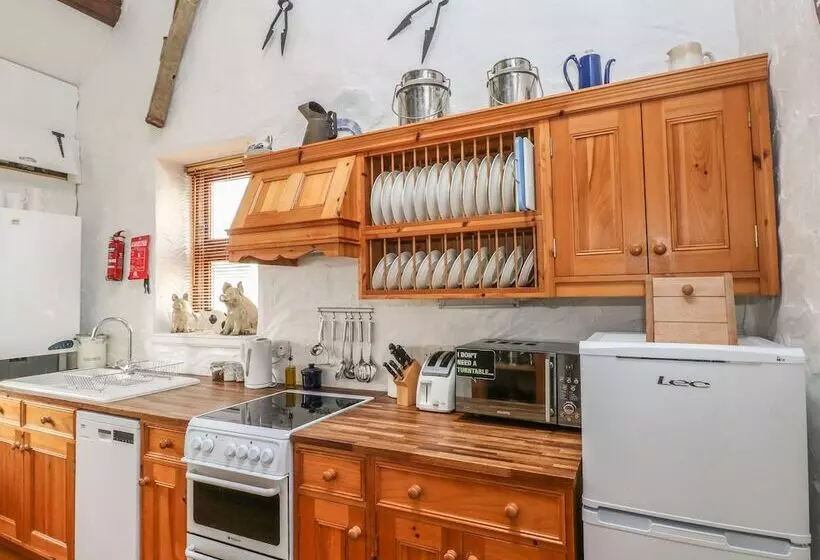 Bluebell Cottage