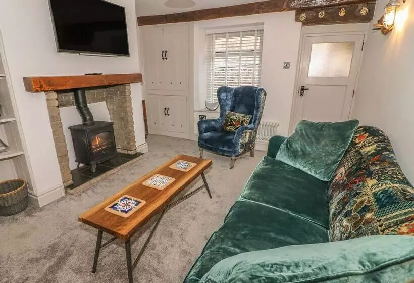 Cockle Bay Cottage