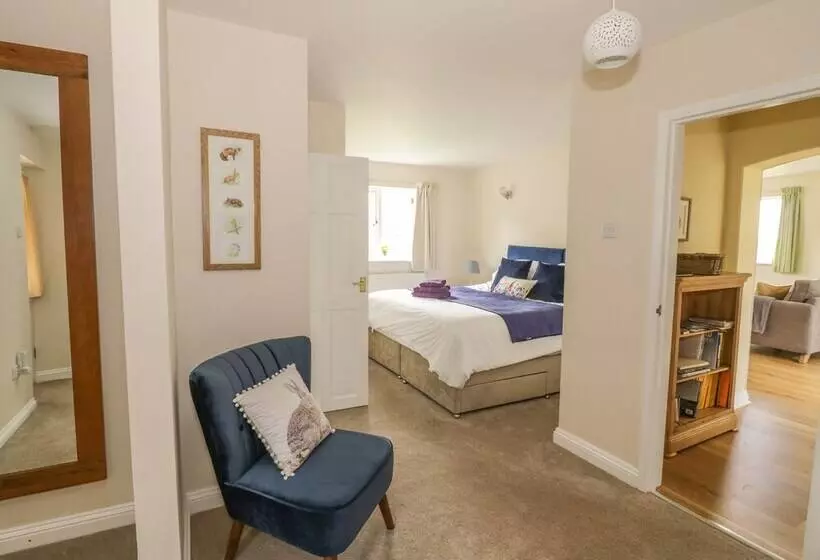 Daisy Cottage