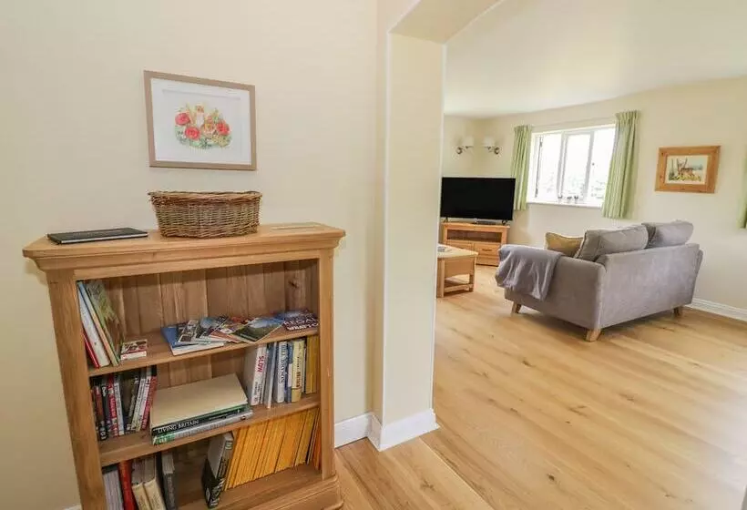 Daisy Cottage