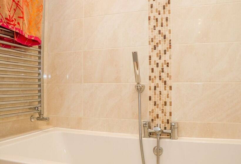 Harbour View, Mudeford