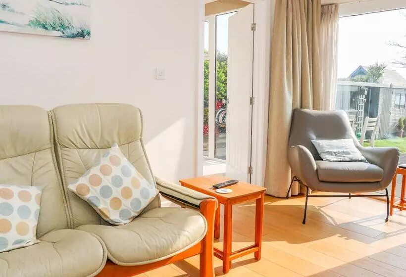 Harbour View, Mudeford