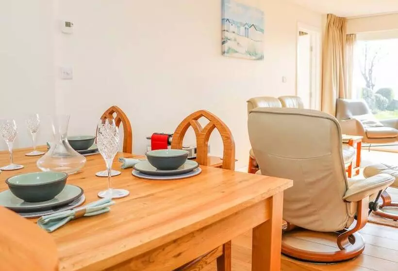 Harbour View, Mudeford