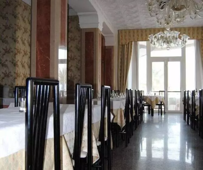 Hotel Capri