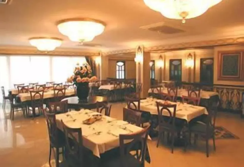 Hotel Capri