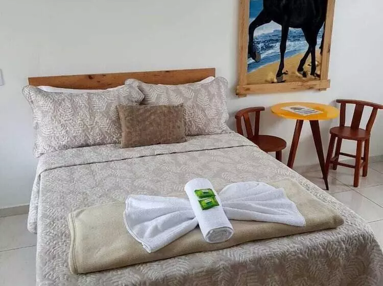 ホテル Pousada Alegria Do Cowboy