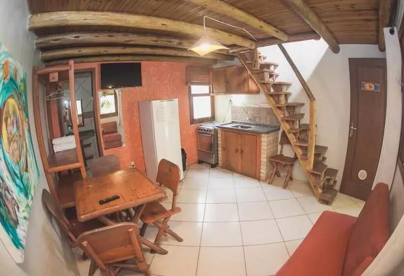 Hotelli Pousada Pé Na Areia