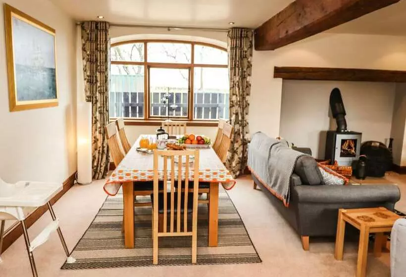 Hurdles Cottage