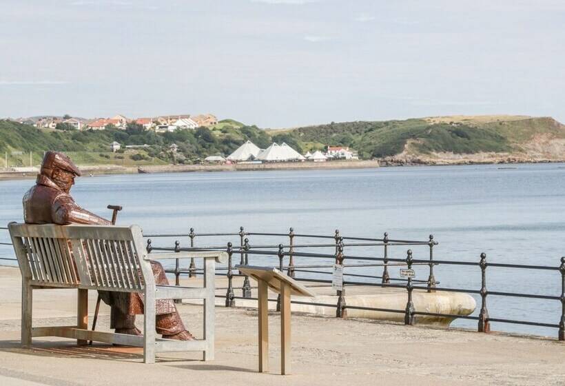 Royal Victoria House