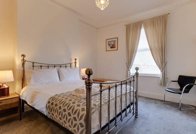 Royal Victoria House