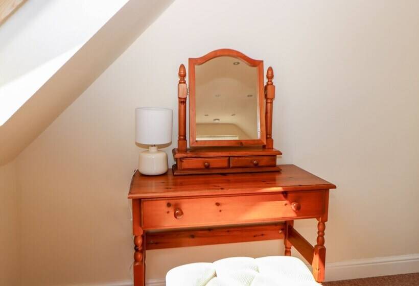 The Lodge At Orchard House