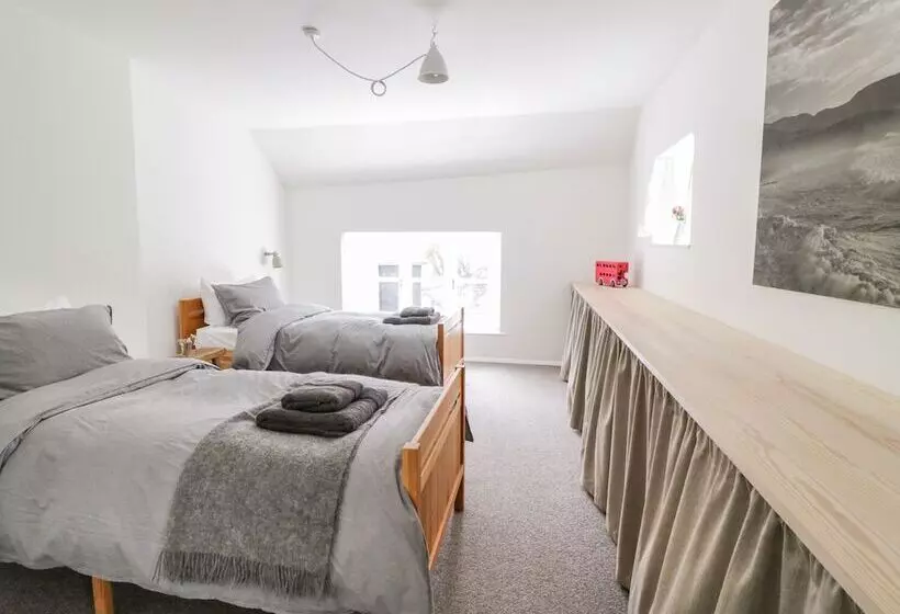 Whitehall Farm Cottage