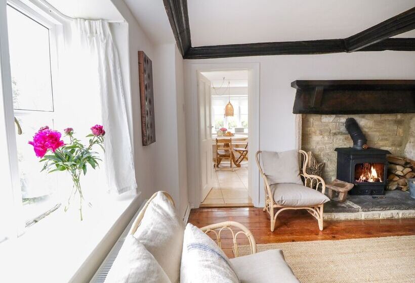 Whitehall Farm Cottage