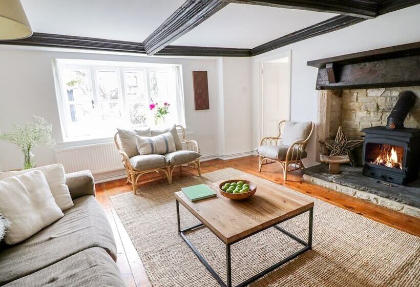 Whitehall Farm Cottage