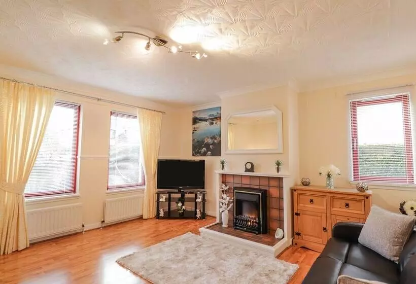 25 Langlands Terrace