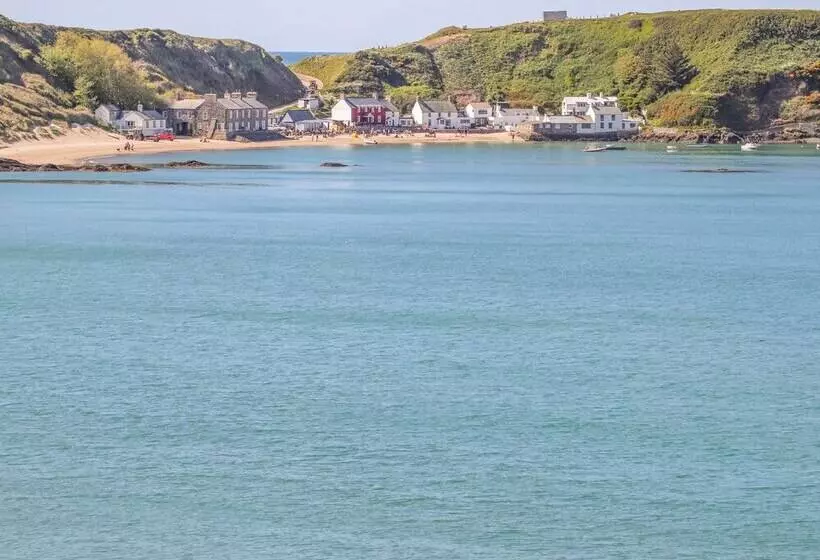 25 Langlands Terrace