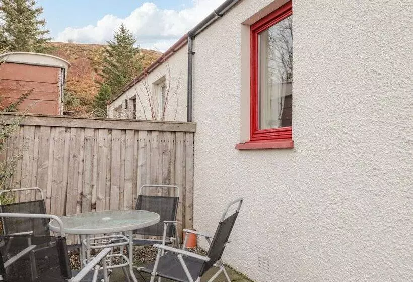 25 Langlands Terrace