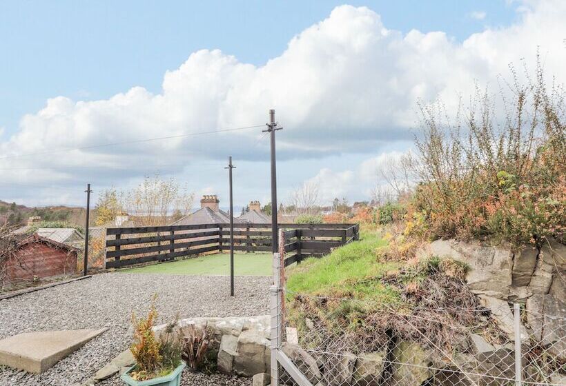 25 Langlands Terrace