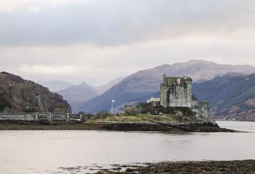 25 Langlands Terrace