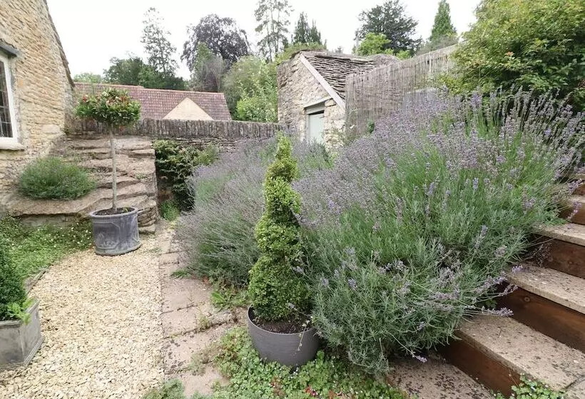 Castle Combe Cottage