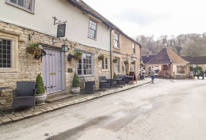 Castle Combe Cottage