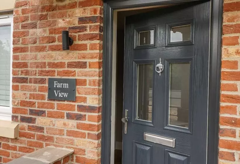 Farm View House