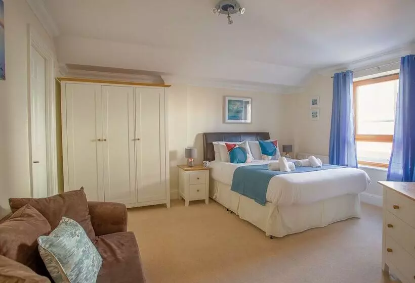 Harbourside Penthouse