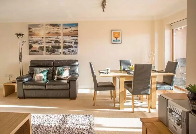 Harbourside Penthouse