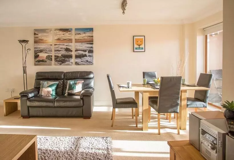 Harbourside Penthouse