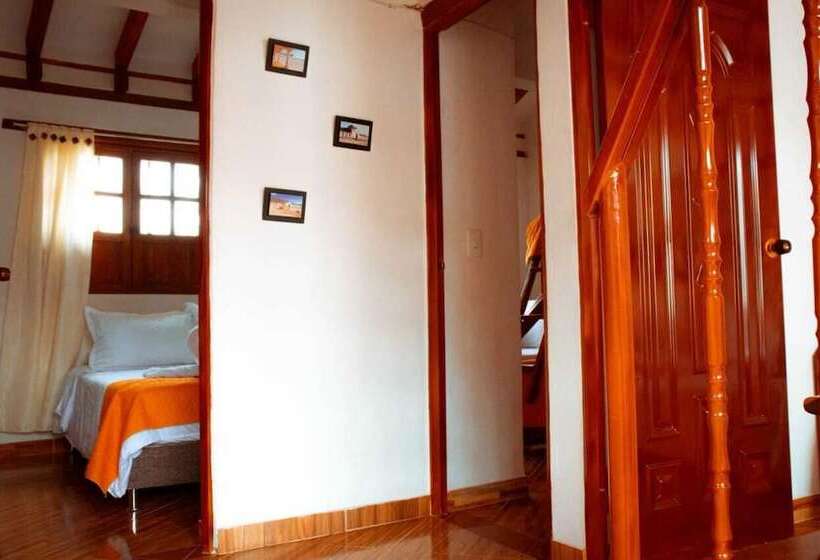 ホテル Hospedaje Santa Lucia De La Villa