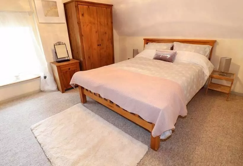 Manor Farm House Cottage