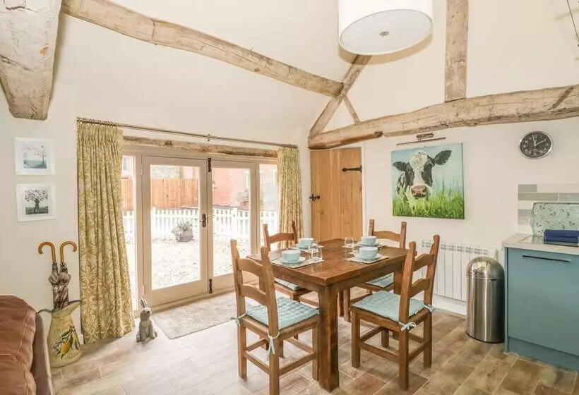 Megs Cottage